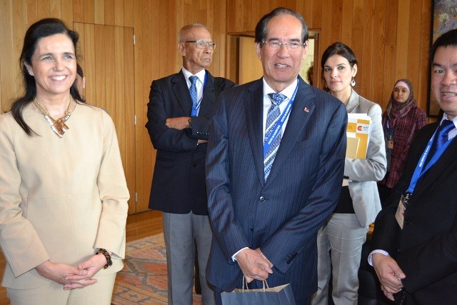 Pilar Rojo co embaixador de Filipinas en España